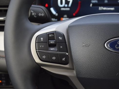 New 2026 Ford Explorer Active w/ Active Comfort Package RWD image 9