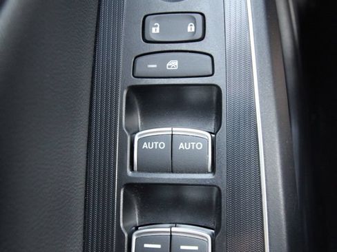 Used 2023 Honda Civic Touring image 25