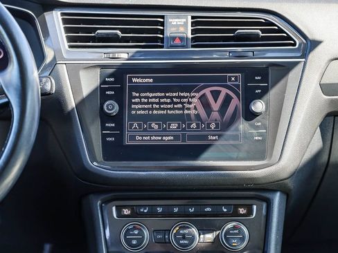 Used 2019 Volkswagen Tiguan SEL Premium AWD/4WD image 14