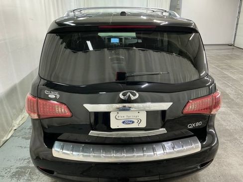 Used 2017 INFINITI QX80 4WD w/ Driver Assistance Package image 4