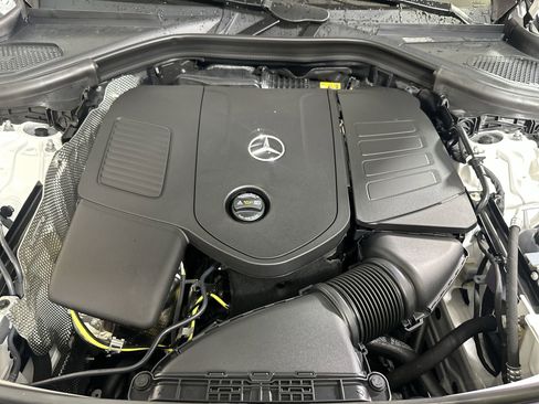 New 2025 Mercedes-Benz GLC 350e 4MATIC image 26