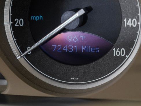 Used 2008 Mercedes-Benz SL 550 image 16