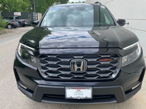 Certified 2025 Honda Passport TrailSport image 3