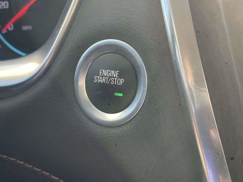 Used 2020 Chevrolet Traverse RS image 12