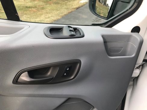 Used 2016 Ford Transit 350 XL image 12