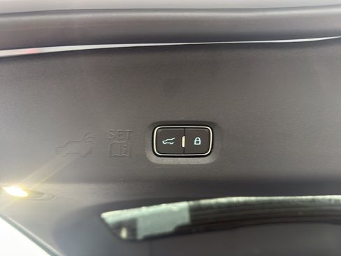 New 2025 Ford Expedition Platinum w/ Stealth Performance Package image 22