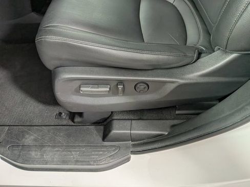 Used 2025 Honda Odyssey EX-L image 17