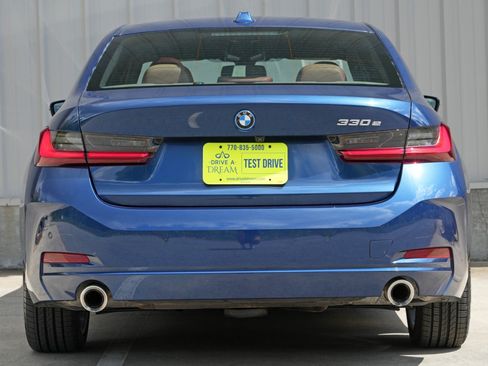 Used 2023 BMW 330e w/ Premium Package RWD image 11