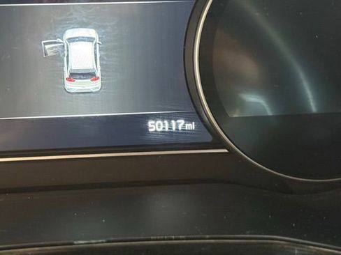 Used 2022 Kia Niro EX image 12