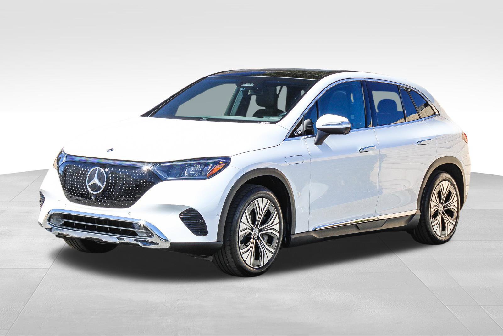 Certified 2024 Mercedes-Benz EQE 350+ SUV image 3