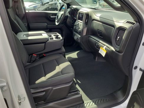 New 2026 Chevrolet Silverado 1500 Custom image 14