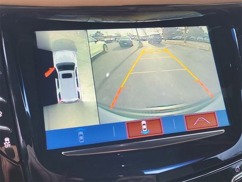 Used 2019 Cadillac Escalade Platinum image 18