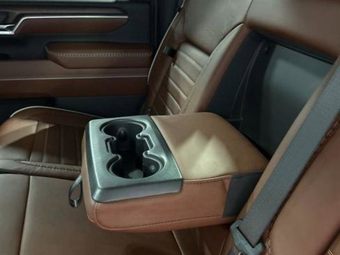 New 2025 GMC Sierra 2500 Denali Ultimate image 18