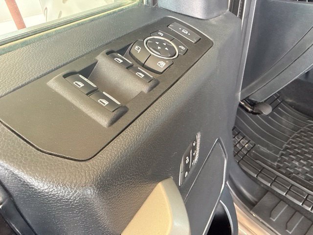 Used 2022 Ford F250 Lariat w/ Chrome Package AWD/4WD image 14