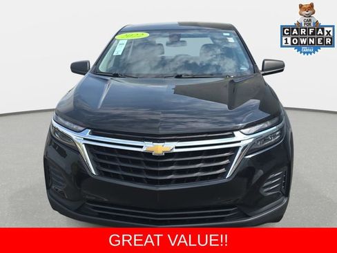 Used 2022 Chevrolet Equinox LS AWD/4WD image 2