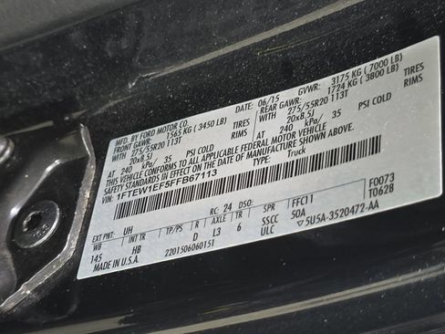 Used 2015 Ford F150 Lariat w/ Equipment Group 502A Luxury AWD/4WD image 32