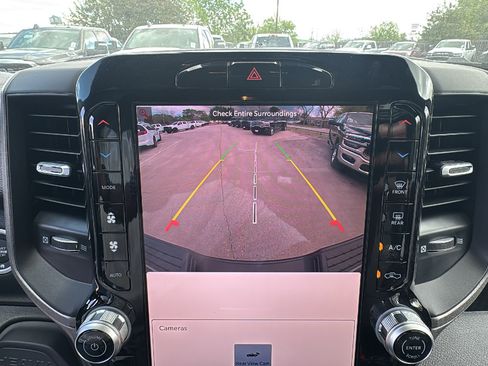 New 2026 RAM 2500 Tradesman AWD/4WD image 18