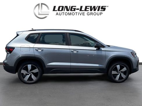 Used 2025 Volkswagen Taos S AWD/4WD image 8