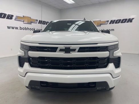 New 2026 Chevrolet Silverado 1500 RST w/ Dark Appearance Package AWD/4WD image 2