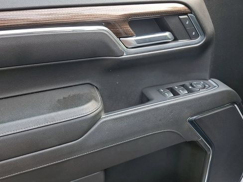 Used 2024 Chevrolet Silverado 1500 LT AWD/4WD image 12