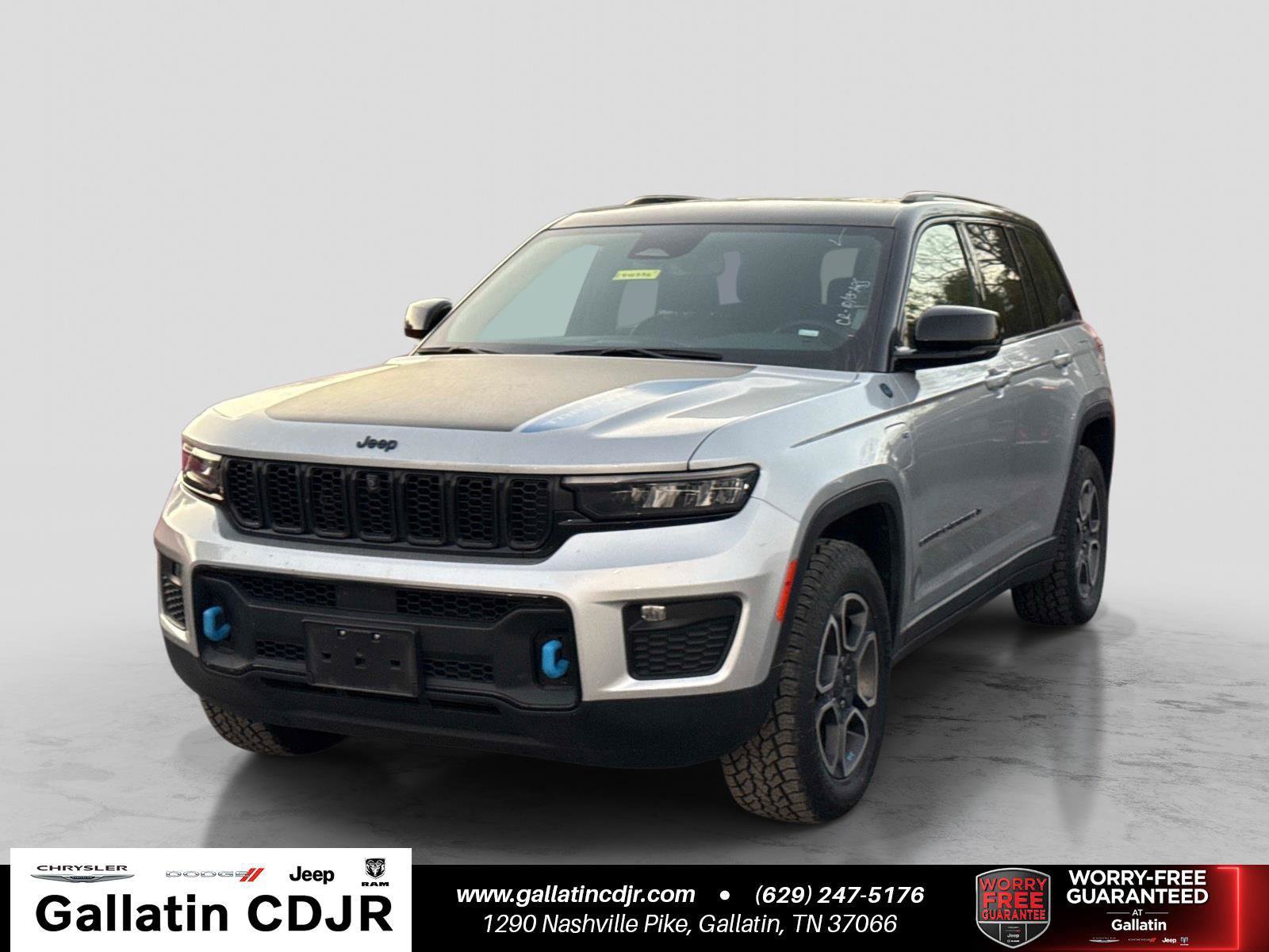 Used 2024 Jeep Grand Cherokee Trailhawk AWD/4WD image 1