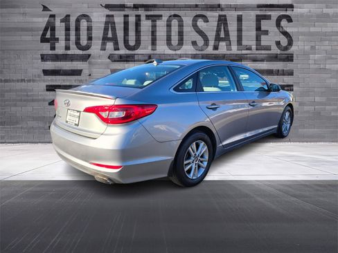 Used 2015 Hyundai Sonata SE w/ Option Group 09 image 3