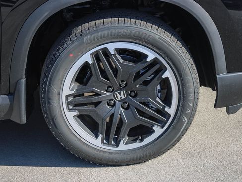 New 2026 Honda Pilot Touring image 11