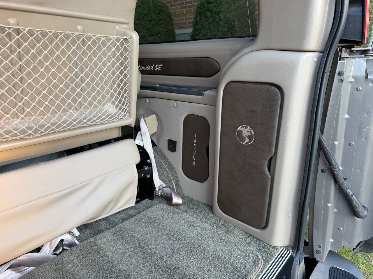 Used 2019 GMC Savana 2500 w/ Enhanced Convenience Package RWD image 38