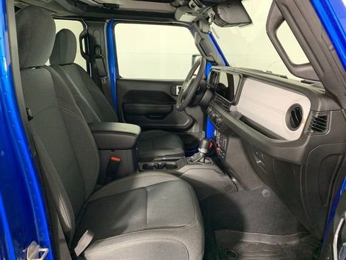 Used 2024 Jeep Gladiator Sport image 26