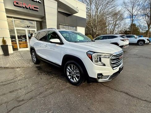 Used 2022 GMC Terrain SLT w/ Infotainment Package II image 7