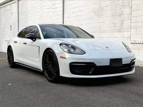 Certified 2022 Porsche Panamera 4 image 7