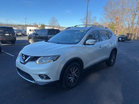 Used 2015 Nissan Rogue SL w/ SL Premium Package image 1