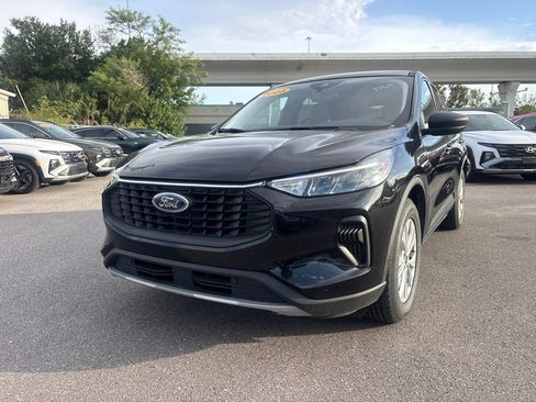 Used 2025 Ford Escape Active FWD image 7