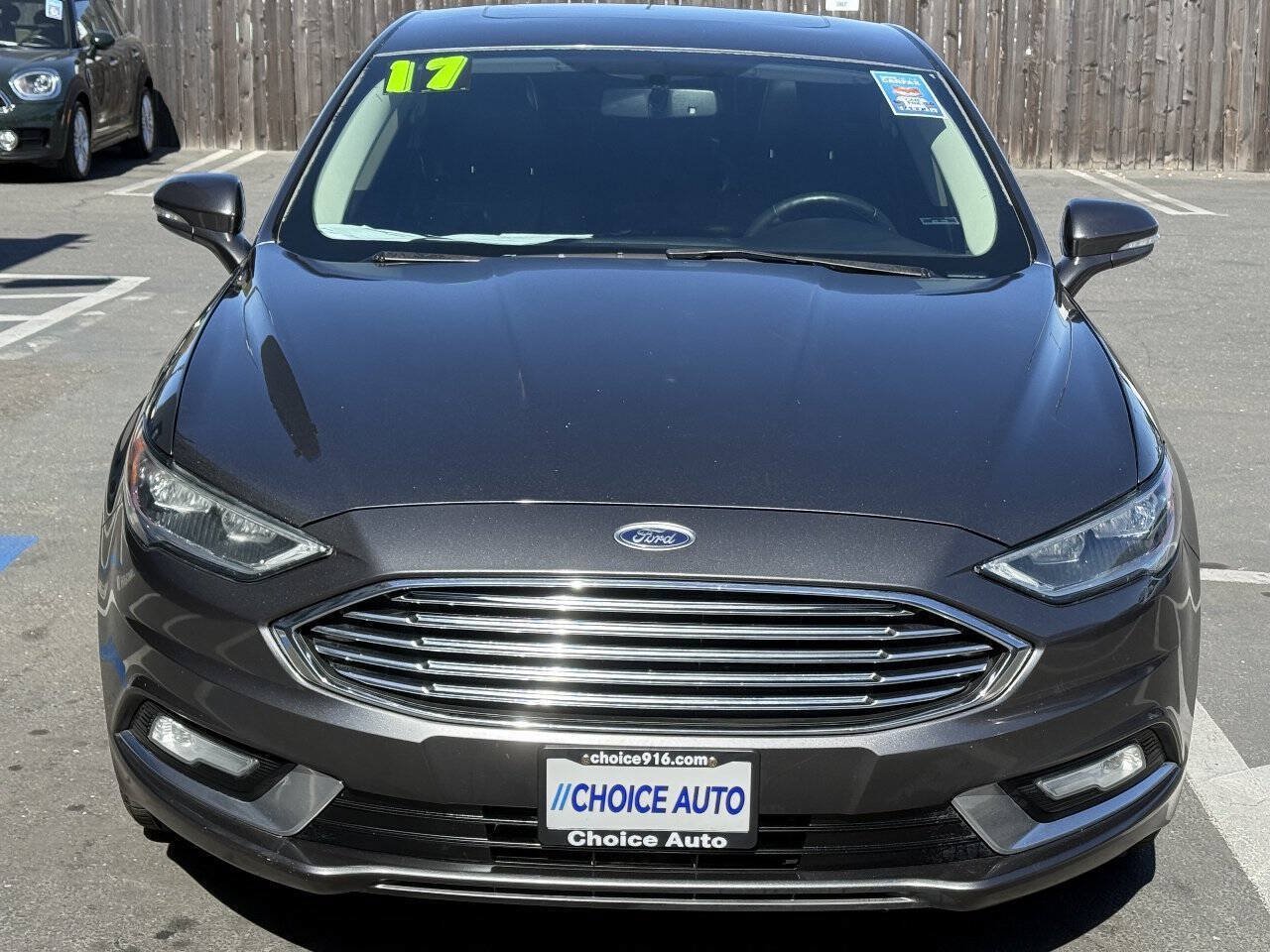 Used 2017 Ford Fusion Titanium FWD image 2