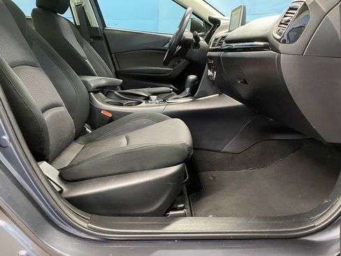 Used 2015 MAZDA MAZDA3 i Touring w/ Technology Package image 46