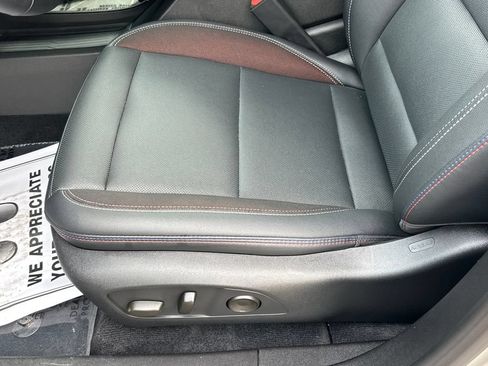 Used 2024 Chevrolet Equinox EV RS FWD image 10