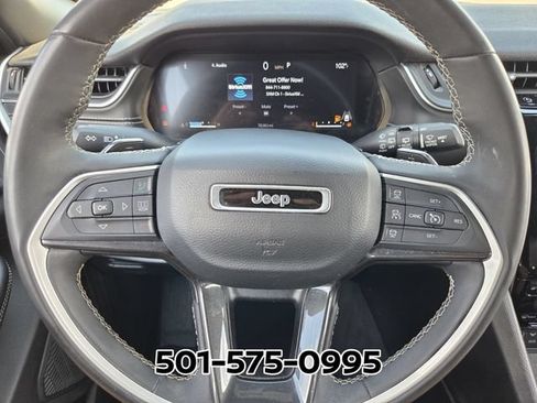 Used 2023 Jeep Grand Cherokee Altitude AWD/4WD image 29
