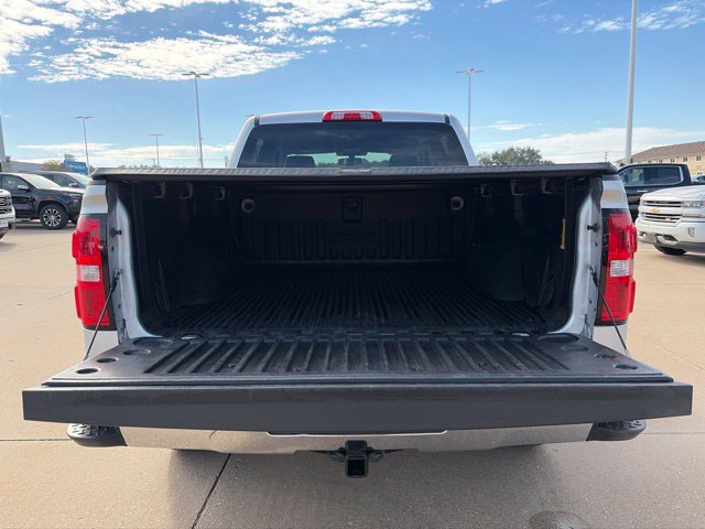 Used 2016 GMC Sierra 1500 SLE w/ SLE Value Package AWD/4WD image 5