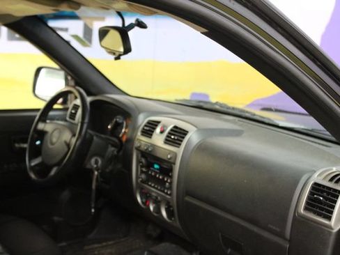 Used 2010 GMC Canyon SLT AWD/4WD image 12