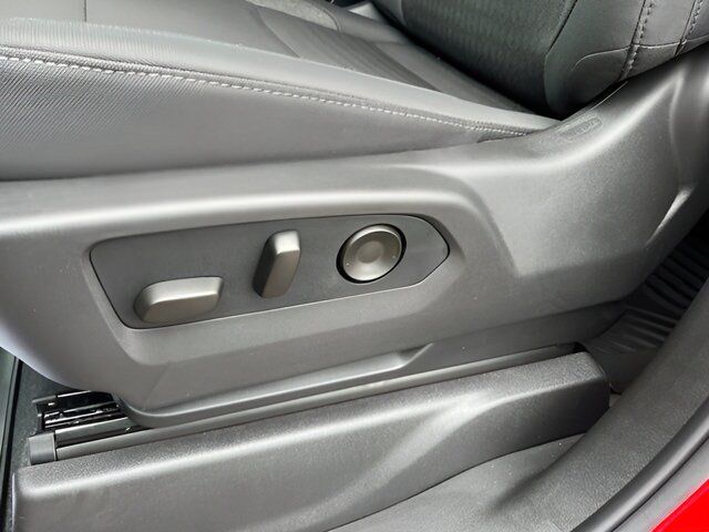 New 2026 Chevrolet Silverado 2500 Custom w/ Custom Convenience Package AWD/4WD image 11