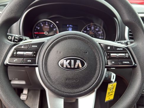 Used 2020 Kia Sportage LX AWD/4WD image 31