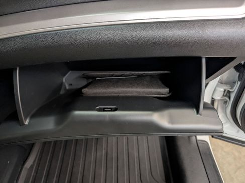 Used 2016 Honda CR-V EX image 31
