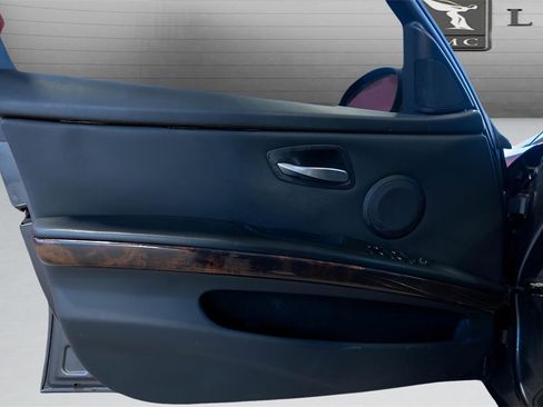 Used 2006 BMW 325i Sedan image 19