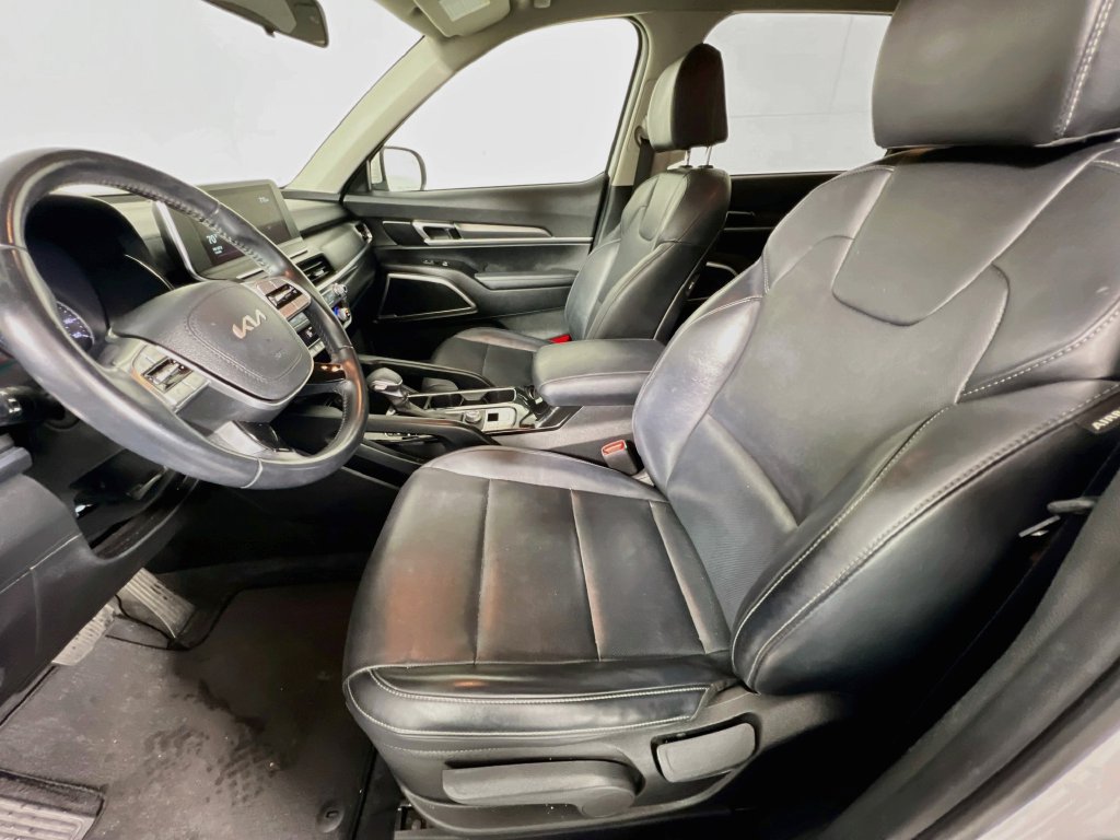 Certified 2022 Kia Telluride LX FWD image 13