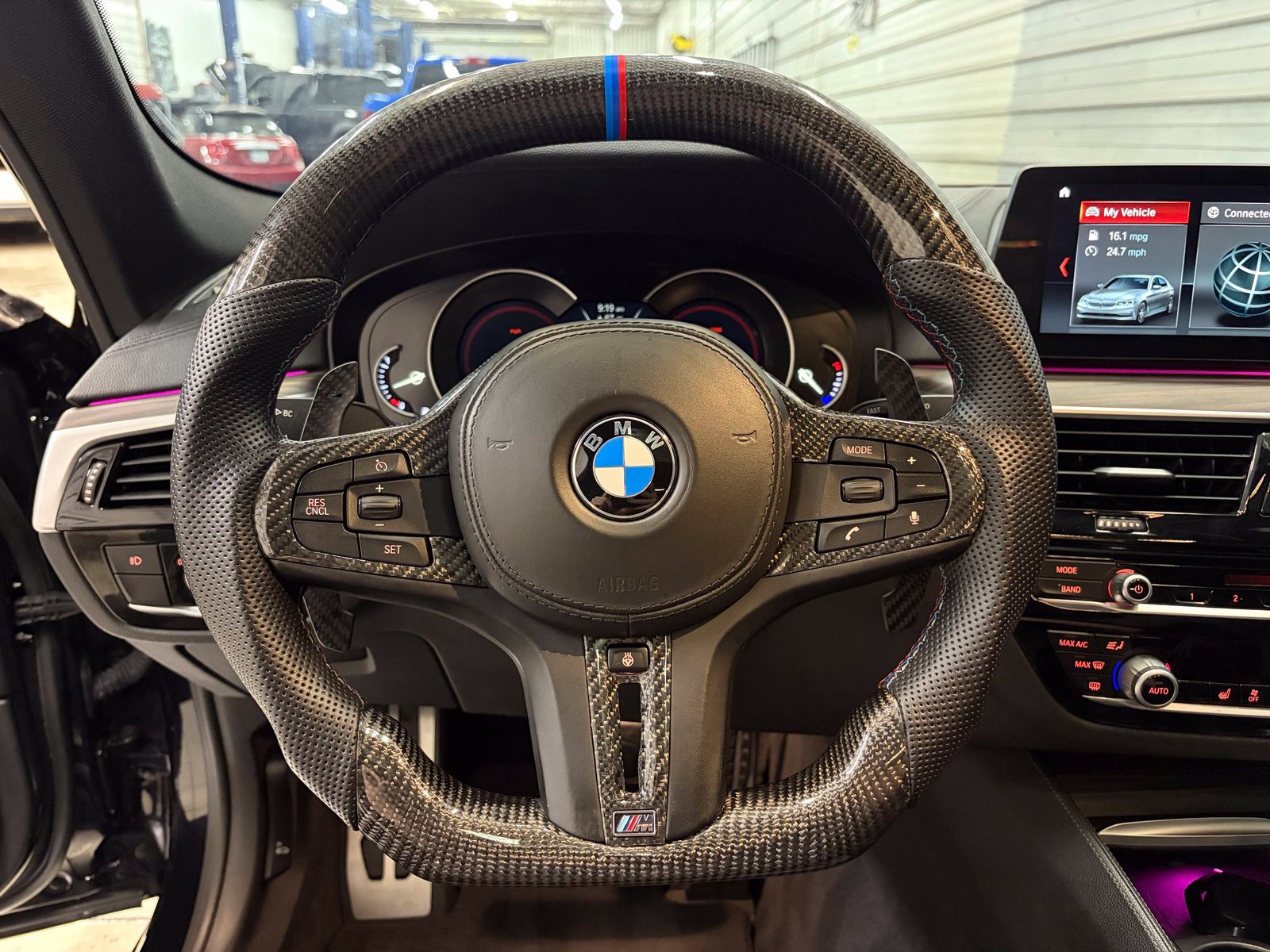 Used 2017 BMW 540i xDrive w/ M Sport Package AWD/4WD image 15