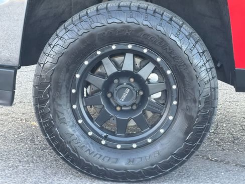 Used 2017 Chevrolet Silverado 1500 LT w/ All Star Edition image 24