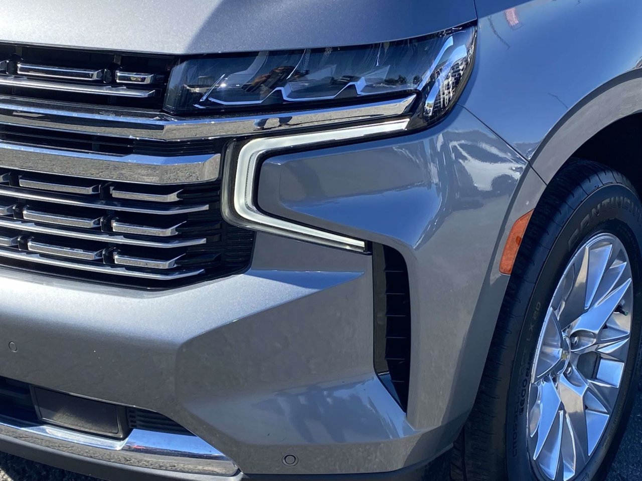 Used 2021 Chevrolet Tahoe Premier w/ Premium Package RWD image 4
