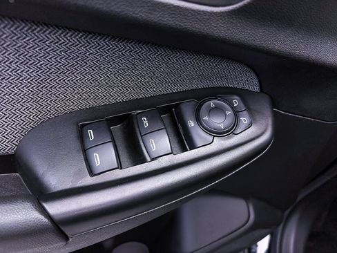Used 2023 Chevrolet TrailBlazer LT FWD image 15