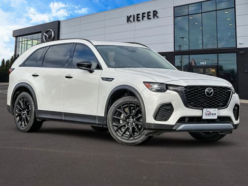 Certified 2025 MAZDA CX-70 3.3 Turbo w/ Premium Package image 2