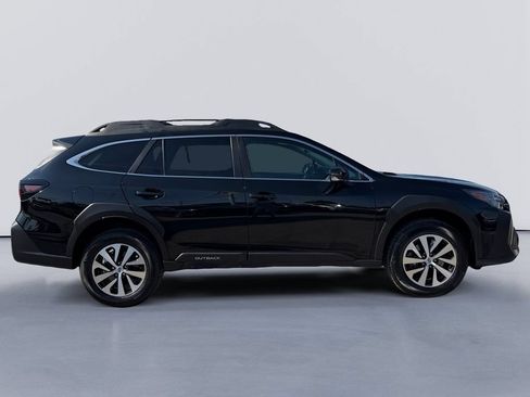 Certified 2024 Subaru Outback Premium AWD/4WD image 2
